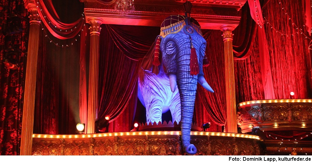 „Moulin Rouge“ (Foto: Dominik Lapp)