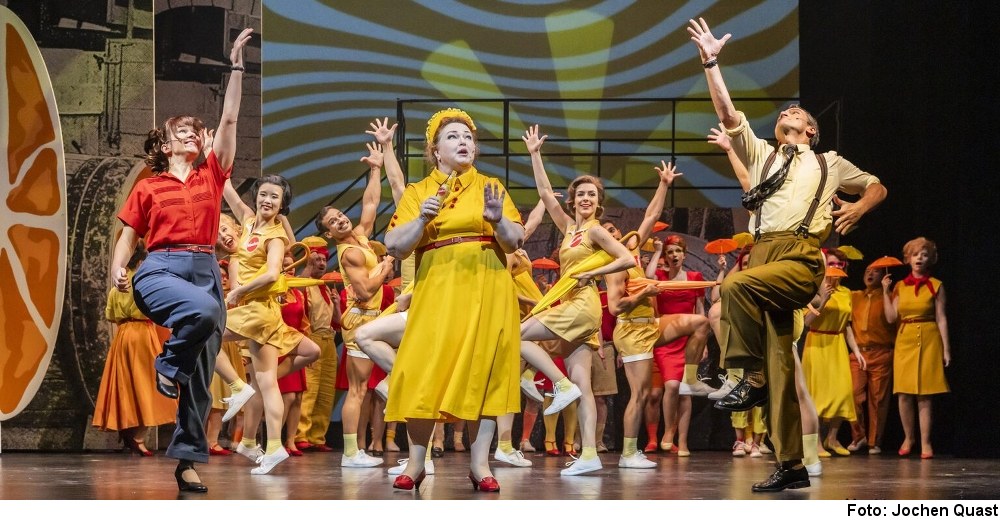 „Das Glück ist eine Orange“ in Detmold