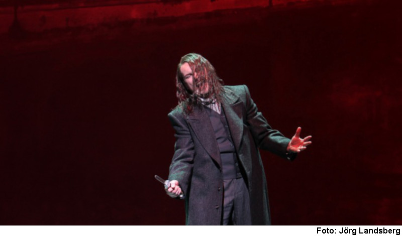 „Jekyll & Hyde“ (Foto: Jörg Landsberg)