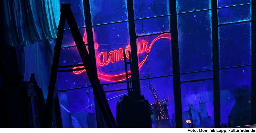 „Moulin Rouge“ (Foto: Dominik Lapp)