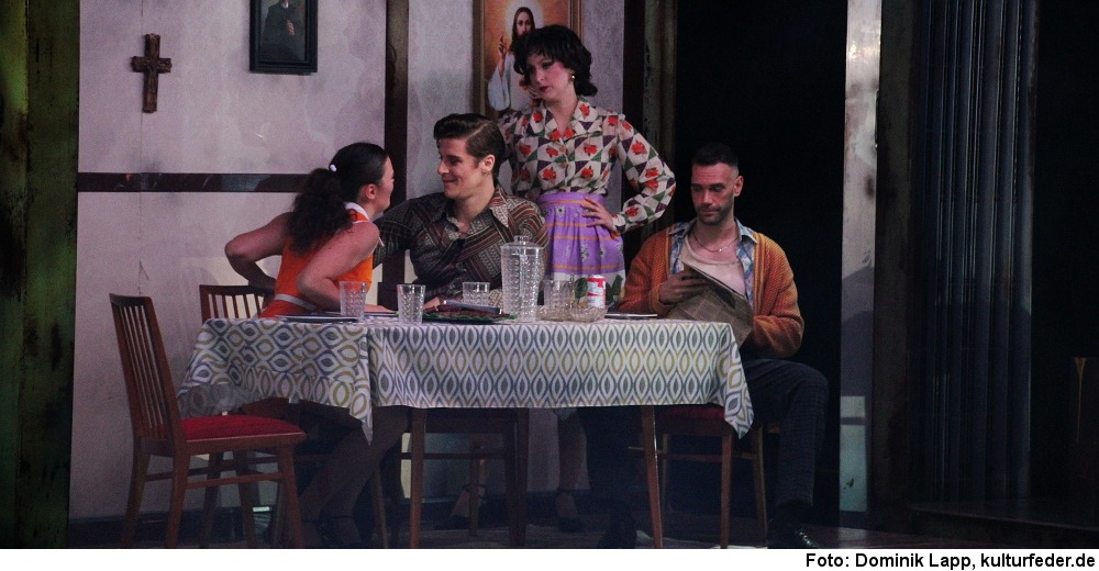 „Saturday Night Fever“ auf Tour (Foto: Dominik Lapp)