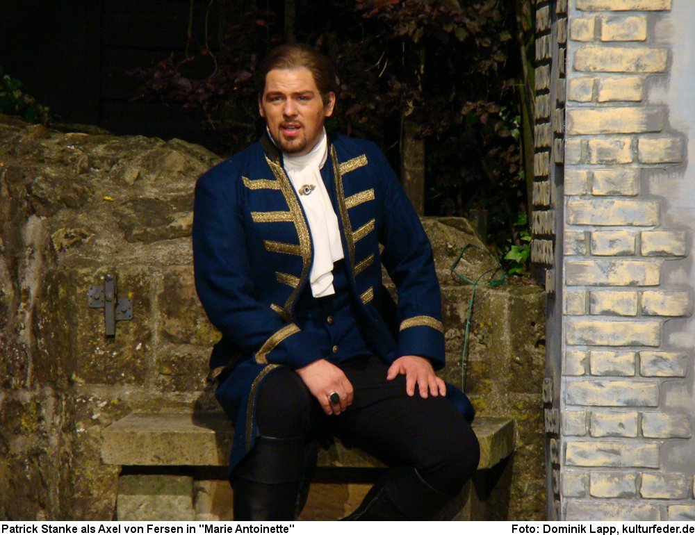 Patrick Stanke als Axel von Fersen in "Marie Antoinette" (Foto: Dominik Lapp)