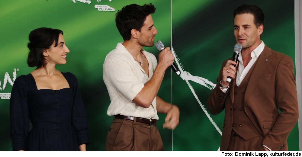 „Tarzan“ in Hamburg: Abla Alaoui, Philipp Büttner und Alexander Klaws. (Foto: Dominik Lapp)