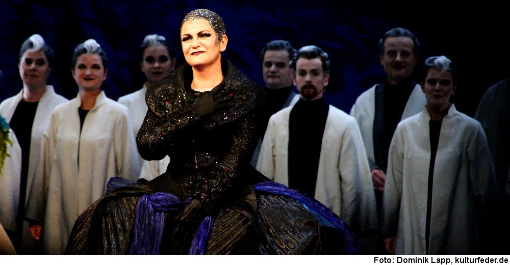 „Die Zauberflöte“ in Dresden (Foto: Dominik Lapp)